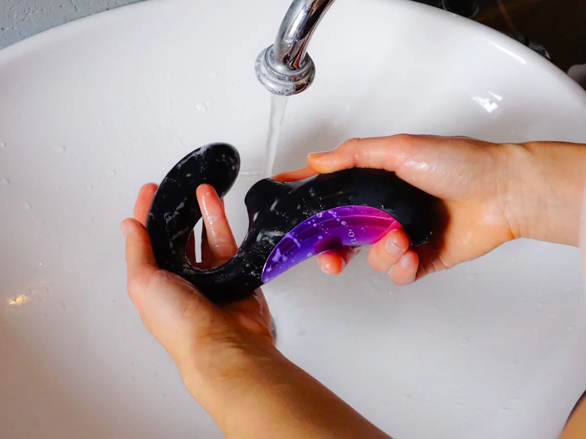 Intimate hygiene: how to properly clean a sex toy? Goliate Intimate hygiene: how to properly clean a sex toy? Goliate