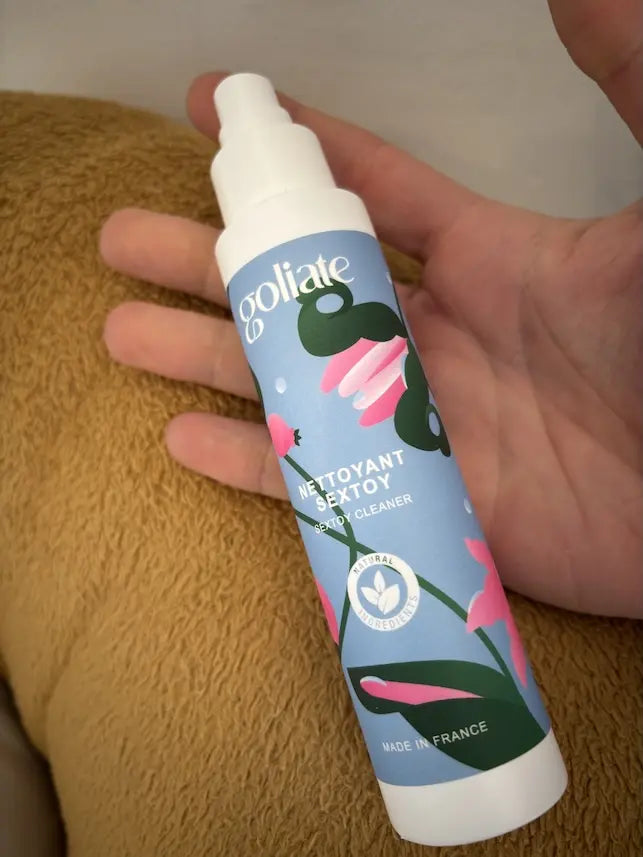 Vegan sex toy cleaner and disinfectant - 2 in 1 - Goliate Vegan sex toy cleaner and disinfectant - 2 in 1 - Goliate