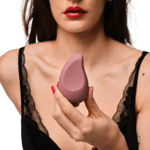 Mango - le galet vibrant doux et puissant by Mon Amour
