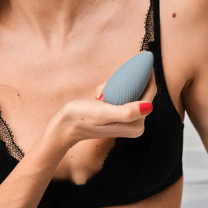 Drop - le sextoy vibrant doux, précis, puissant by Mon Amour