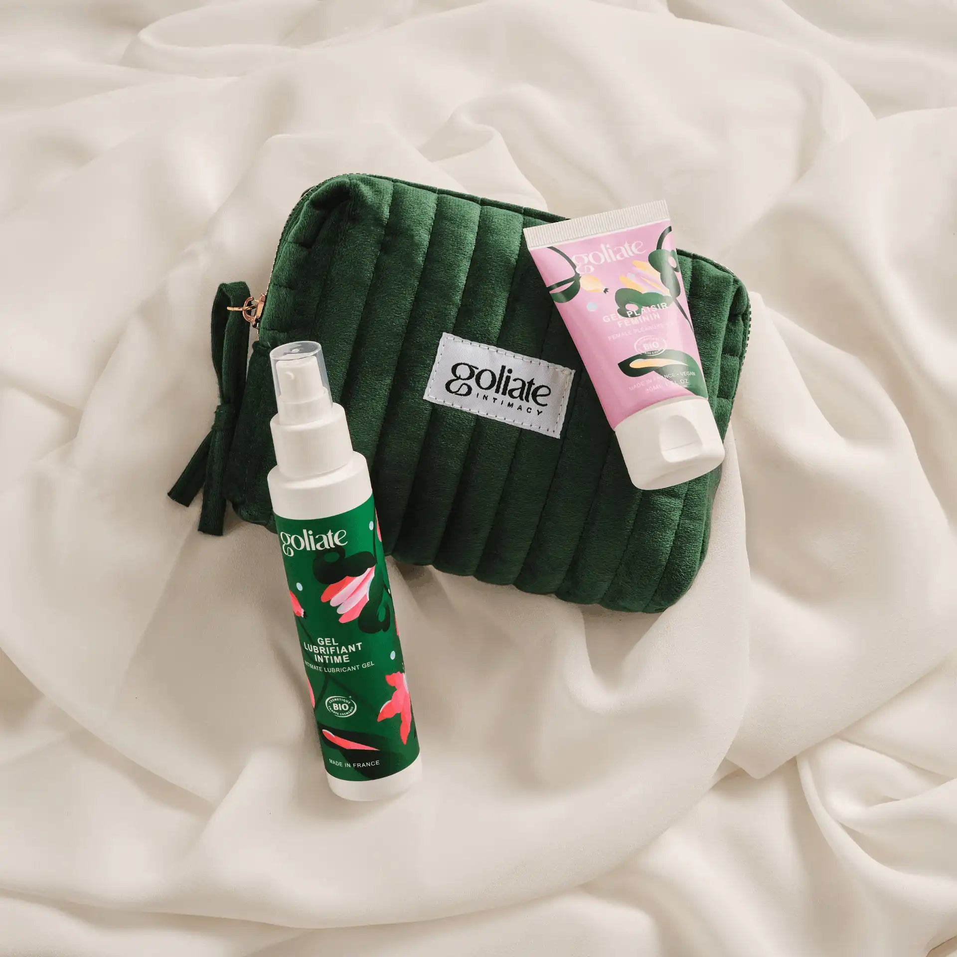 lubrifiant intime + gel orgasmique + Trousse intime OFFERTE