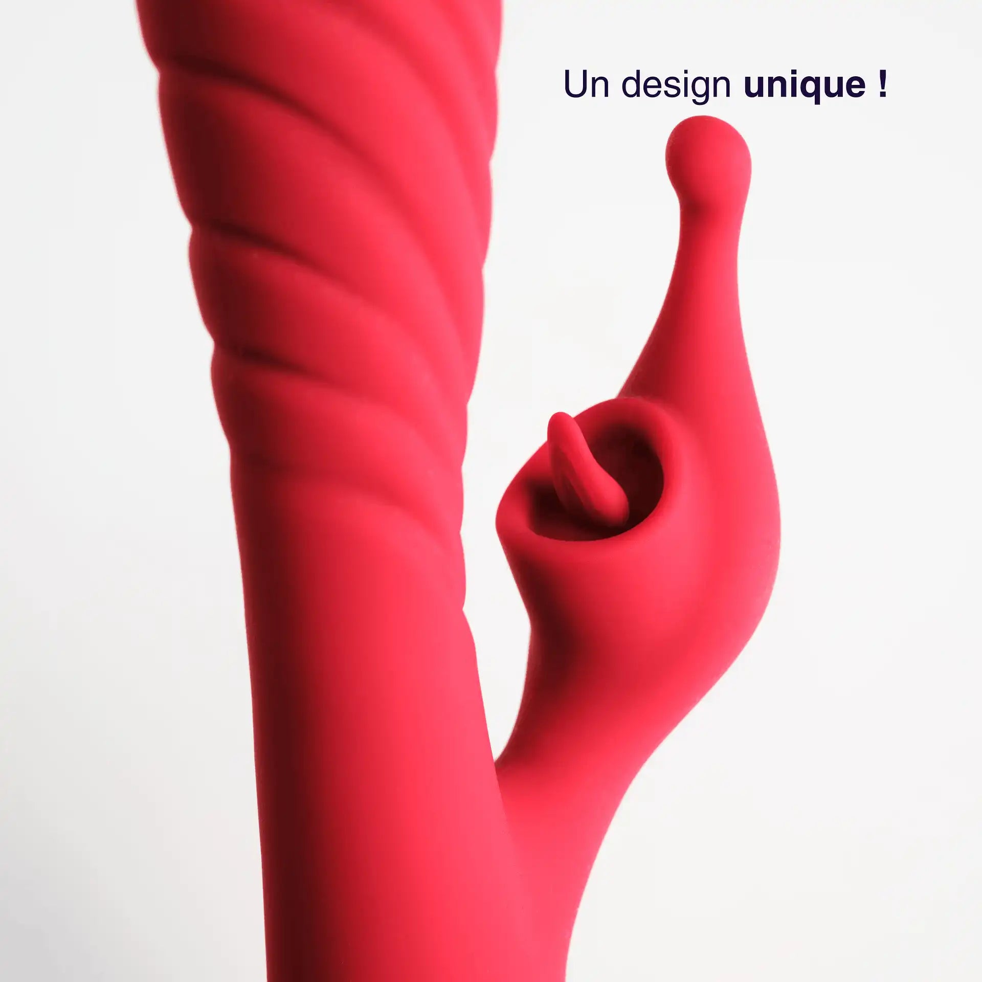 Sena - sextoy rabbit cunnilingus et nervuré